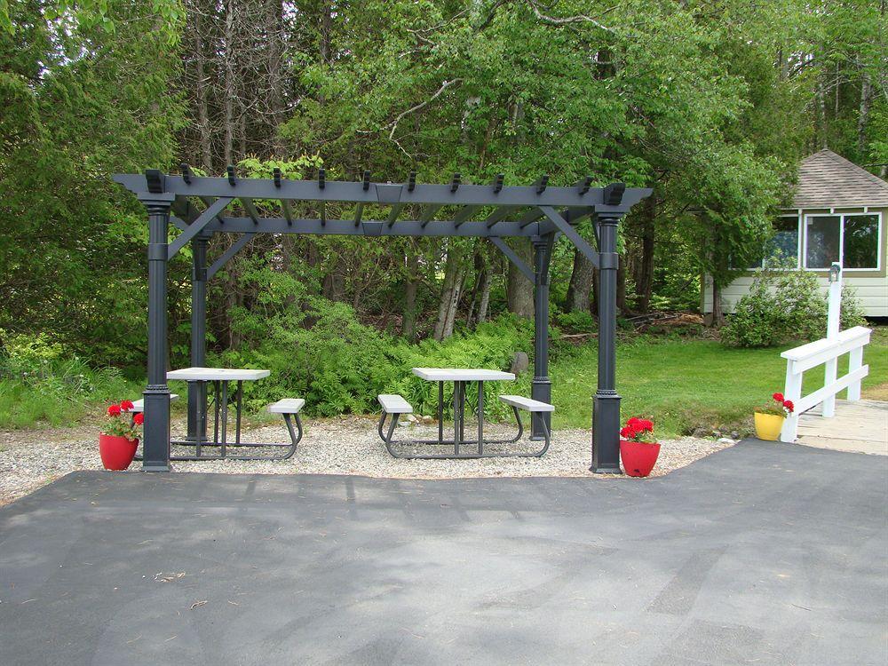 Bay Leaf Cottages & Bistro Lincolnville Exterior foto